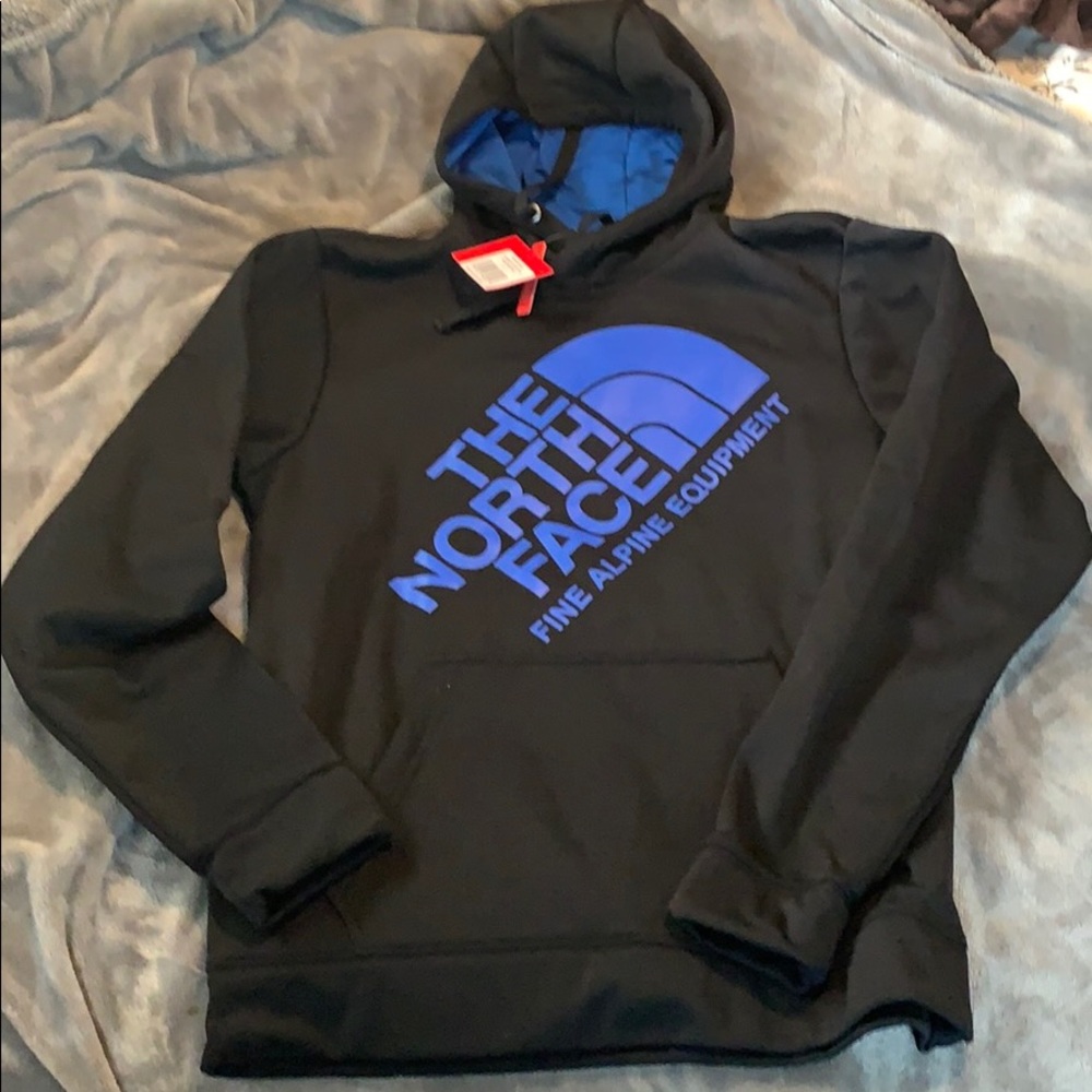 NWT The North Face sweatshirt Men’s medium